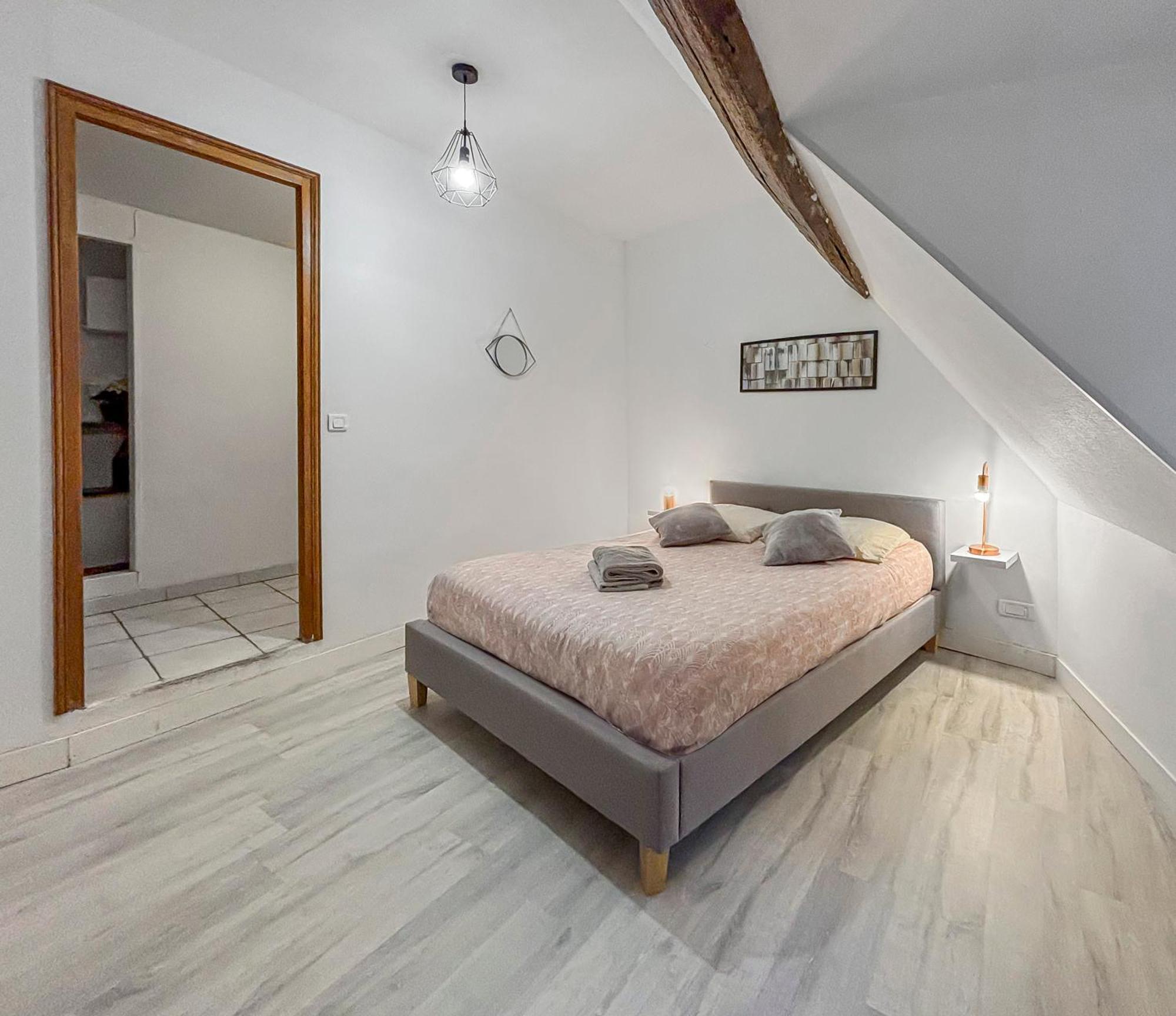 Spacieux & Lumineux Avec Smart Tv Et Wi-Fi Rapide Troyes Buitenkant foto