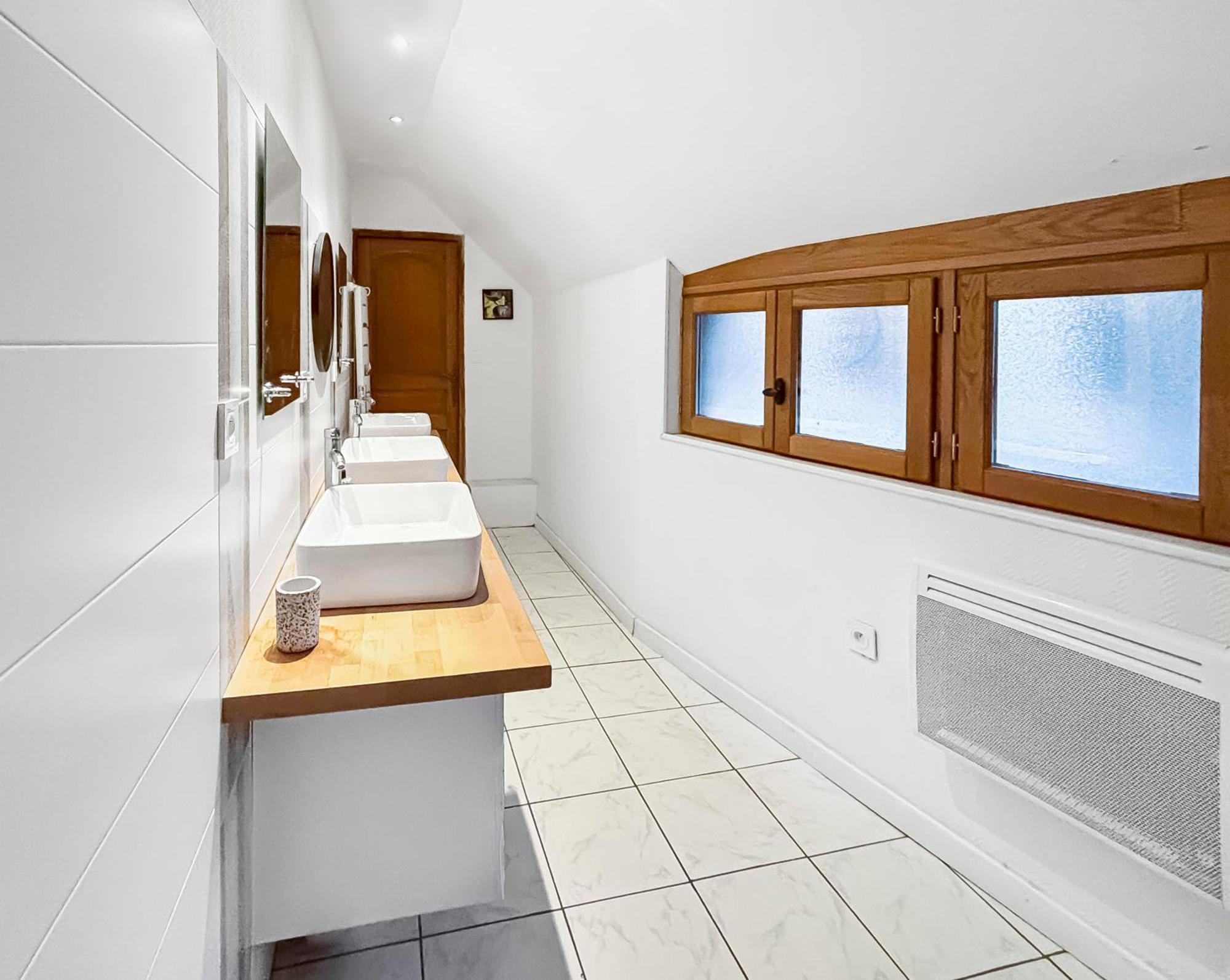 Spacieux & Lumineux Avec Smart Tv Et Wi-Fi Rapide Troyes Buitenkant foto